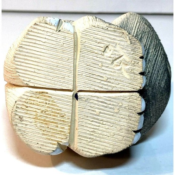 Artesian Rinconada Ambre White Grey Crouching Cat Figurine Uruguay - Picture 12 of 12